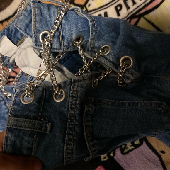 Jeans - Picture 2 of 3